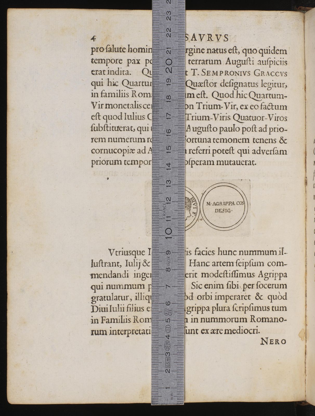 Caesar Augustus sive historiae imperatorum caesarumque Romanorum ex antiquis numismatibus restitutae liber secundus : Accessit Caesaris Augusti vita et res gestae