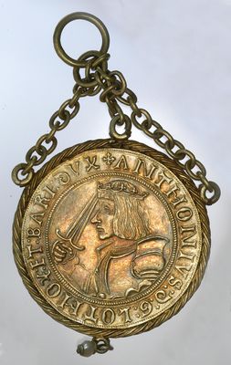 Frankreich, Lothringen. Silbervergoldeter Taler auf Herzog Antoine V. von Lothringen (1489-1544) als Anhänger