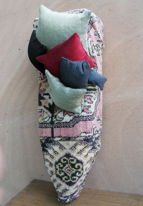 Freudsches Boot / Holz-Textil 15x30 / 2011 *