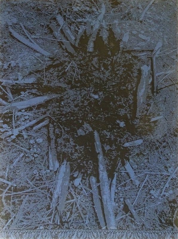 AUSGEBRANNTE FEUERSTELLE IV