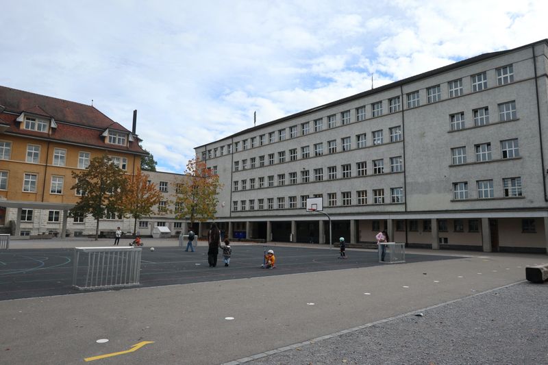 Schulhaus Central Dietikon