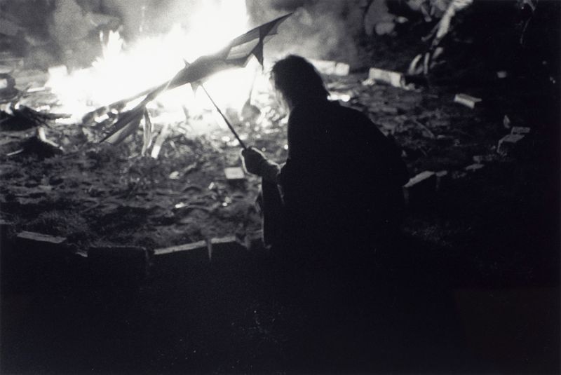 1990 Frauen in Ostberlin Nr 80 (©2015, ProLitteris, Zürich), 24.8 x 37.2 cm, Vintageprint auf Barytpapier: ein Abzug