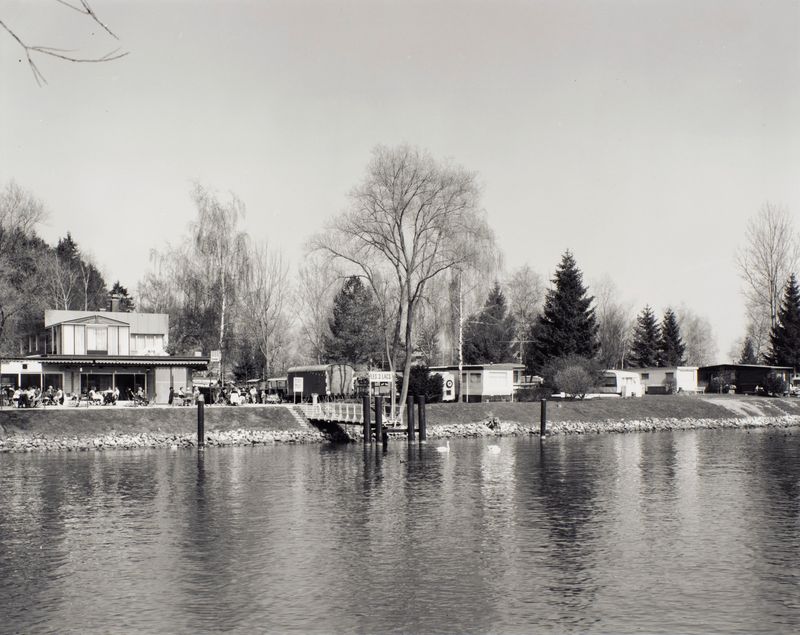 1991-92 Kultur-Landschaft Nr 6 (©2015, ProLitteris, Zürich), dreimal 27.5 x 34.8 cm und einmal 26.9. x 34.2 cm, Vintageprint auf Barytpapier: vier Abzüge