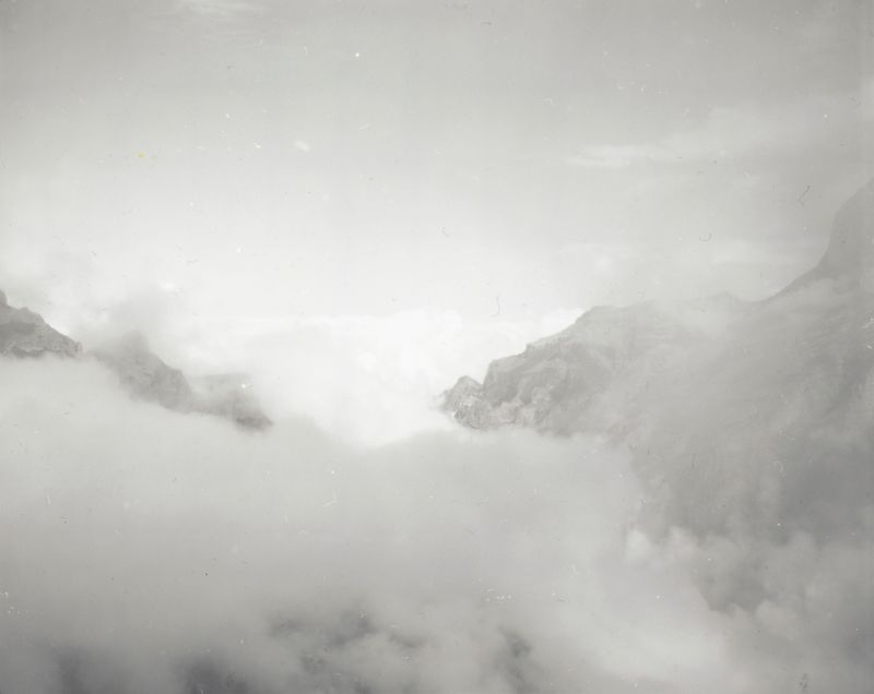 1991 Lauterbrunnental Nr 1 Schwarzweißnegativ (©2015, ProLitteris, Zürich), Großformat 4 x 5 inch Planfilm, Kontaktabzug, (Archiv der Künstlerin)