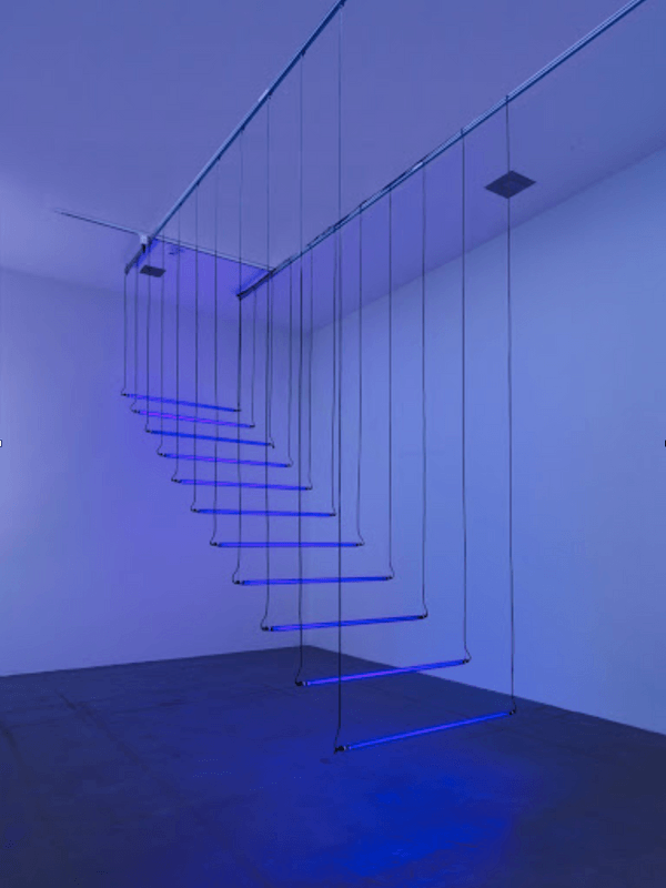 LIGHT STEPS - Installation von Brigitte Kowanz - 2020