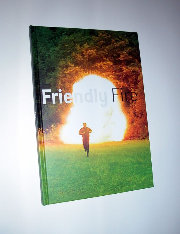 Titel	Friendly fire: Stefan Demary ... ; [anläßlich der Ausstellung "Friendly Fire" in der Pfalzgalerie Kaiserslautern vom 16.1. bis 14.3.2004]
Autoren	Leonhard Emmerling, Stefan Demary
Herausgeber	Leonhard Emmerling
Autor der Fototexte	Leonhard Emmerling
Illustriert von	Stefan Demary
Mitwirkende Personen	Pfalzgalerie Kaiserslautern
Ausgabe	illustriert
Verlag	Kerber, 2004
Original von	University of Michigan
Digitalisiert	8. Nov. 2007
ISBN	3936646538, 9783936646535
Länge	79 Seiten