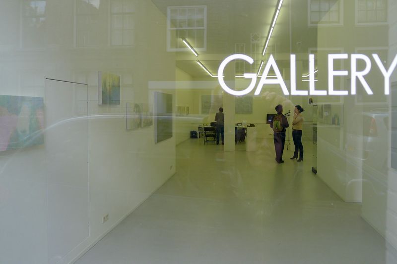 Ausstellungsansicht mit Werken von Annatina Graf in der Galerie BMB, Amsterdam, 2012.