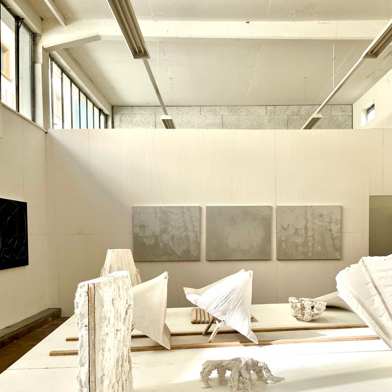 Ausstellungsansicht TANGENTE_N, Kunstraum Hochdorf, 2022.