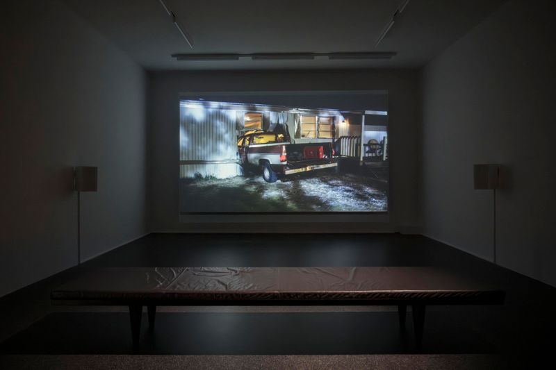 Teresa Hubbard &amp; Alexander Birchler - Single Wide, 2002 Mehr Licht. Video in der Kunst, Aargauer Kunsthaus, 2026