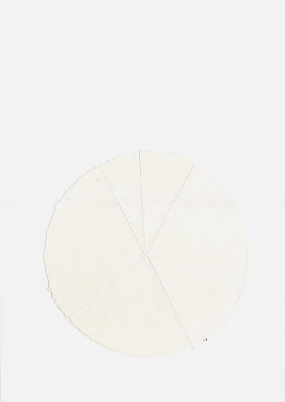 Untitled (4-kuchendiagr-weiss) Cutouts, Papier, 29,7 x 42 cm
