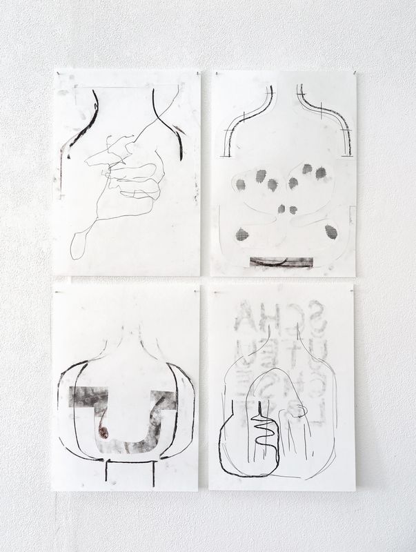 Untitled (Vasen) 2026 Graphit, Marker, Kohle auf Papier, je 42 x 29.7cm
