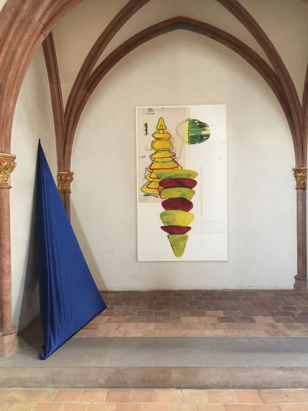 "Dein Mantel ist mein Zelt"
Installation in den vier Lettnerkapellen der Predigerkirche Basel, 
Aquarell, Collage 124 x 214, Stoffzelt, 2019