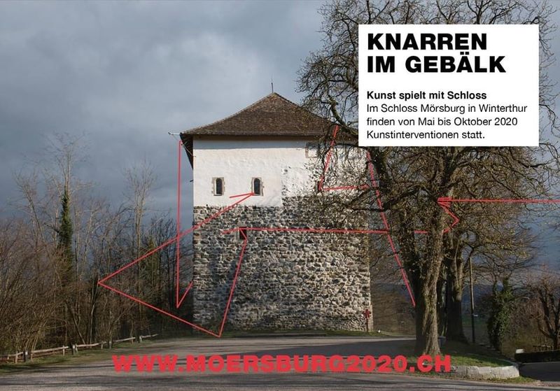 Knarren im Gebälk - Kunst spielt mit Schloss