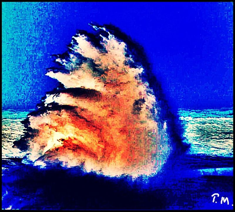 Pedro Meier – Paraphrasen und Adoptionen zu Hokusai – Die große Welle vor Kanagawa – The Great Wave off Kanagawa  – Monsterwelle – Verfremdung – Fotokunst – Kunstfotografie – Experimentelle Fotografie – Overpainted Photographs – Lyrische Abstraktion – Mixed Media – Artwork by Pedro Meier, Schriftsteller, Lyriker, Multimedia Artist – AMRAIN BOOKS ---  www.literaturport.de/lexikon/pedro-meier/ *
https://de.wikipedia.org/wiki/Pedro_Meier – Wikipedia
*