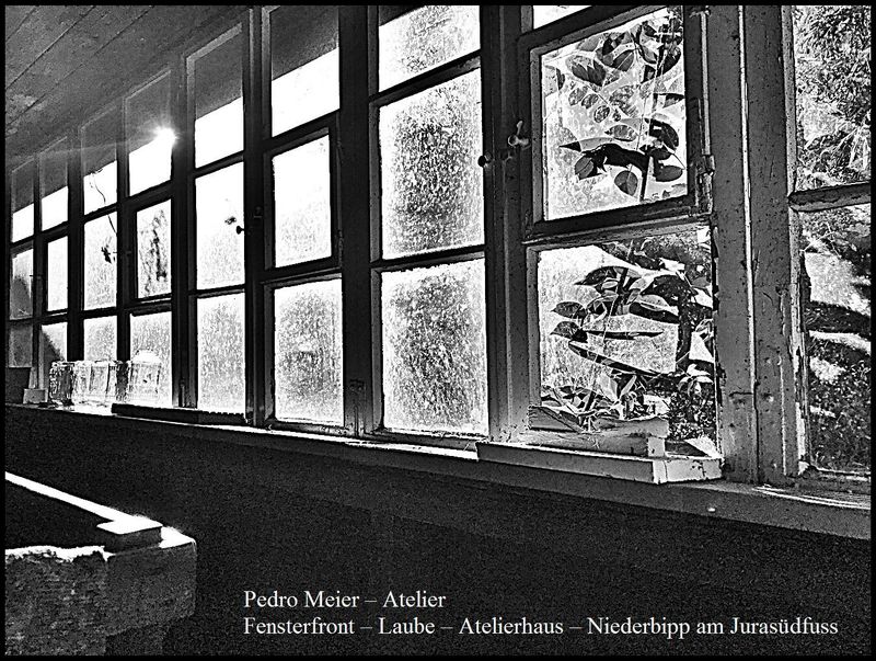 Pedro Meier – Atelier – Fensterfront, Laube, Atelierhaus Niederbipp am Jurasüdfuss, Foto 2025 by Pedro Meier, Lyriker, Schriftsteller, Multimedia Artist, Conceptual Art, Spoken Word Performance, FLUXUS DADA, Gesamtkunstwerk Künstlerlexikon SIKART Zürich – www.literaturport.de/lexikon/pedro-meier/ *
https://de.wikipedia.org/wiki/Pedro_Meier – Wikipedia
*
