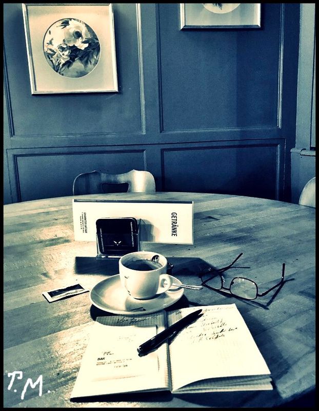 Pedro Meier Schreibort – Johanniter Café Bar – Johabar – im Hintergrund grüne Billardtische, Darts,Tischfussball, Backgammon – St. Johanns-Vorstadt – Pedro Meier auf dem Weg ins Philosophicum zum LyrikTalk – Gedichte und True Crime, Basel, November 2025 – www.literaturport.de/lexikon/pedro-meier/ *
https://de.wikipedia.org/wiki/Pedro_Meier – Wikipedia
*